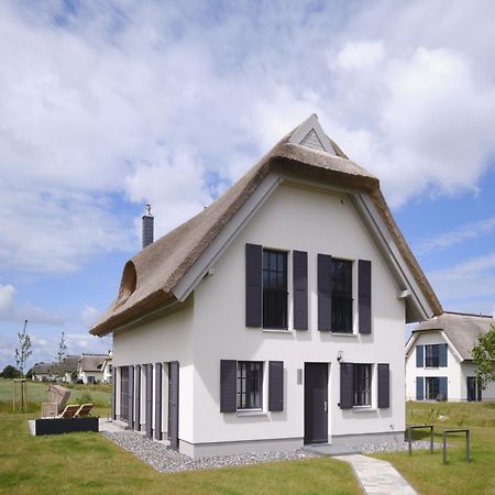 Reetland Am Meer - Luxusplus Reetdachvilla Mit 4 Schlafzimmern, Aussensauna, Loungebereich Und Kamin G07 Dranske Esterno foto